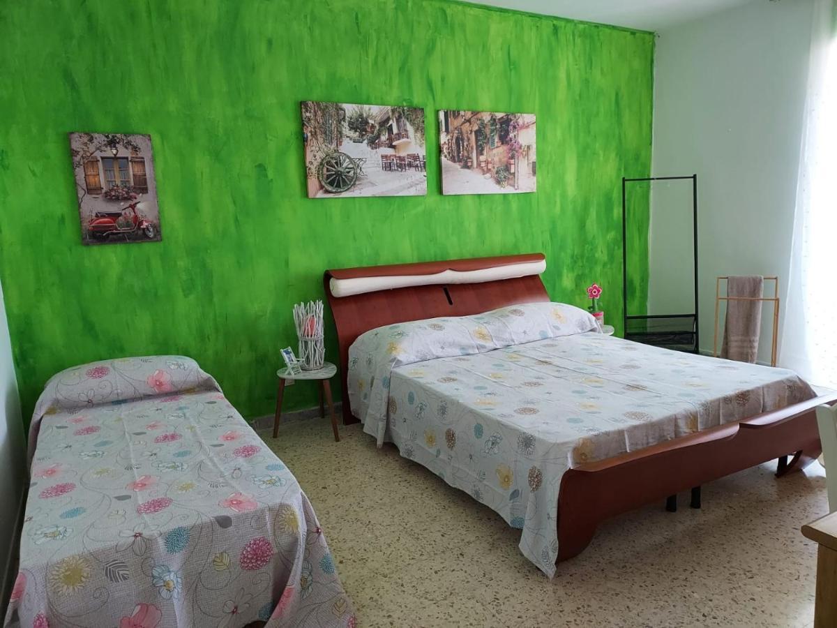 L'Ancora Apartment Bisceglie Bagian luar foto